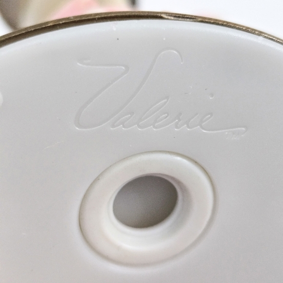 Valerie Parr Hill Brass Metal Oval Base Candle Stick Holders (Set of 4) - Picture 6 of 6